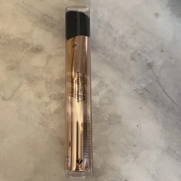 TARTE MANEATER SILK STICK - Picture 2 of 4